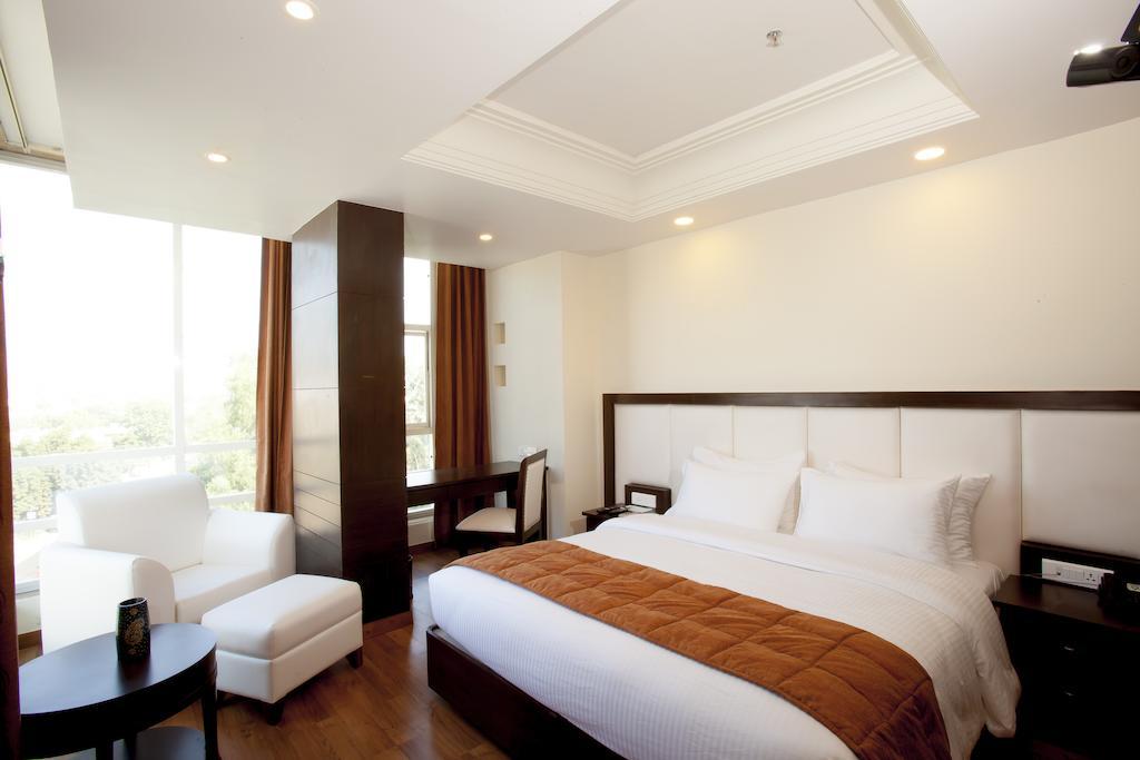 Mango Hotels Jodhpur Джодхпур Номер фото