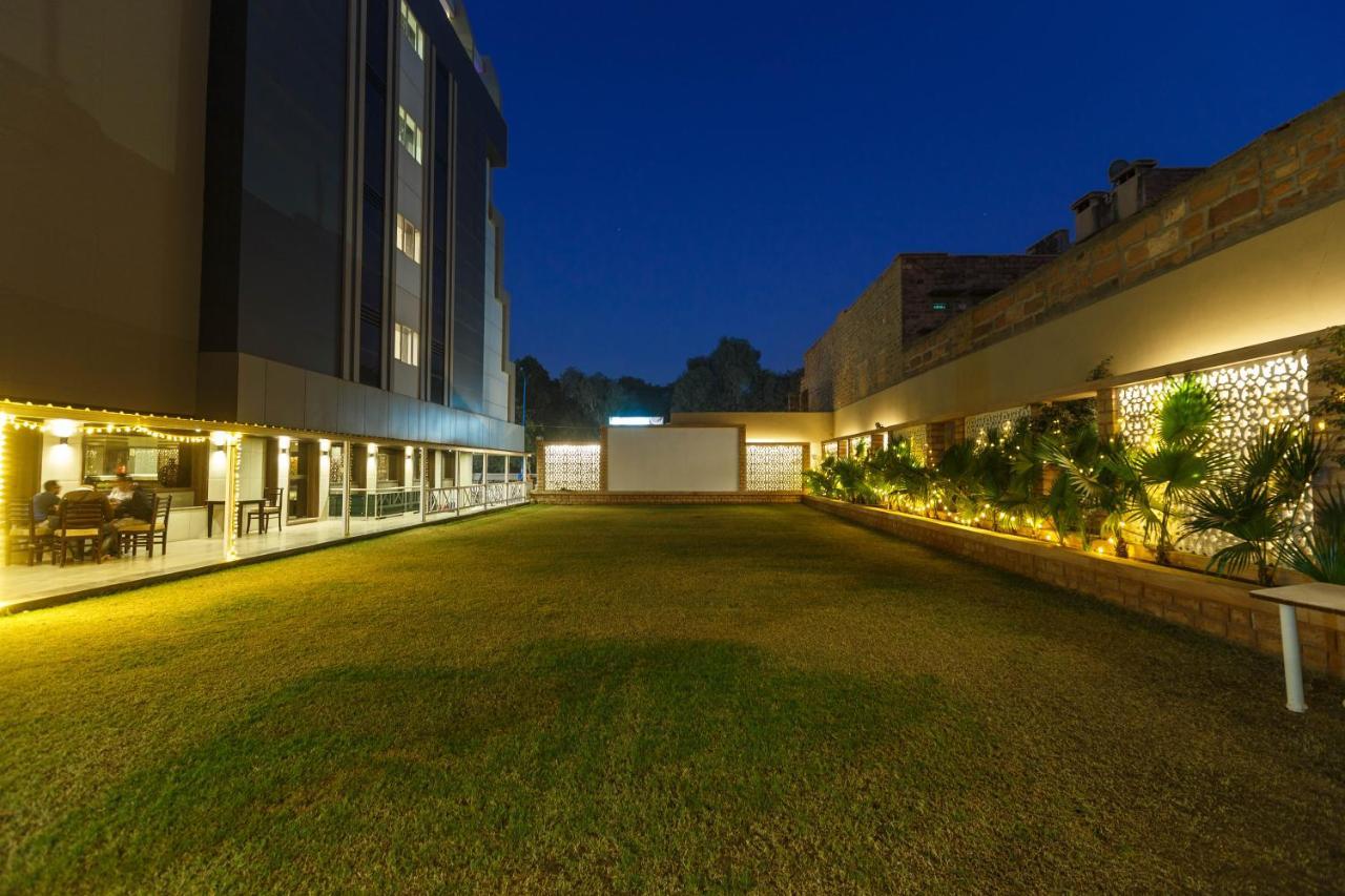 Mango Hotels Jodhpur Джодхпур Екстер'єр фото